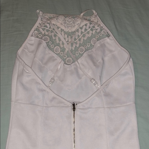 Short white bodycon dress - Picture 3 of 3